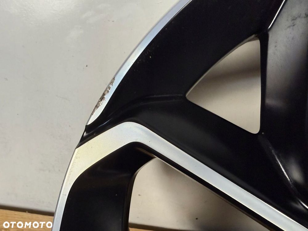 FELGA ALUMINIOWA LYNKCO LYNK  CO 01 20" 8.0 8890173164 CALA LADNA ORG - 4