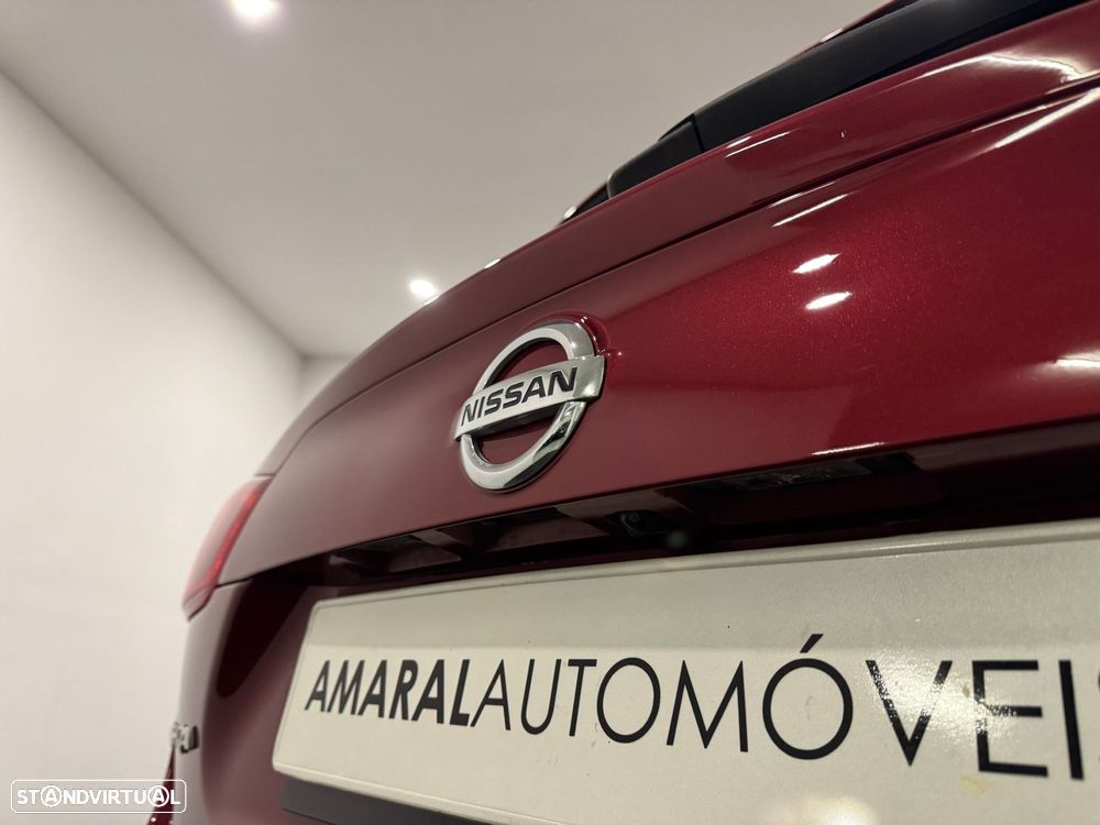 Nissan Qashqai 1.5 dCi N-Connecta 18 - 26