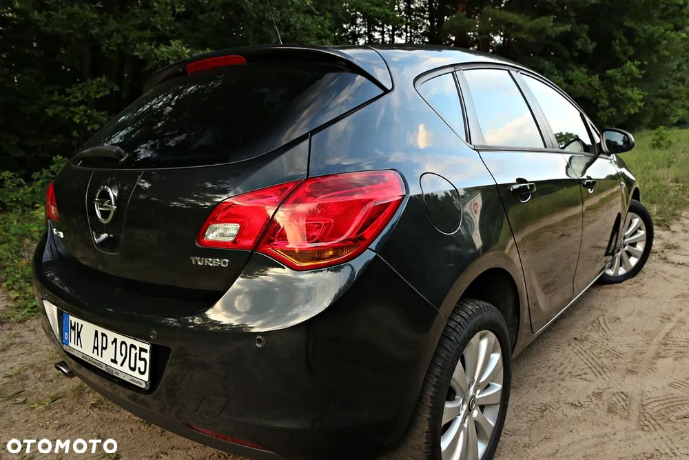 Opel Astra 1.4 Turbo - 23