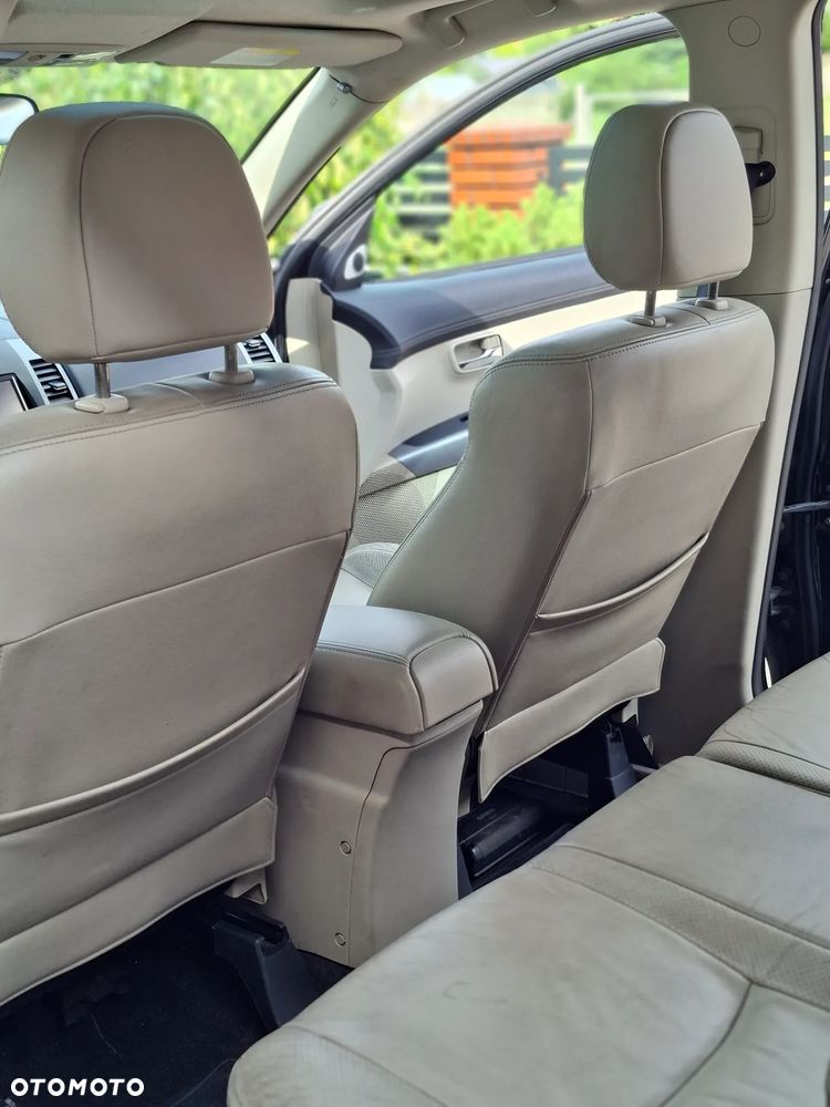 Mitsubishi Outlander 2.0 DID Instyle NAVI - 9