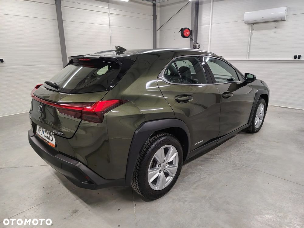 Lexus UX 250h Elegance 2WD - 14