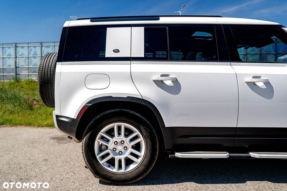 Land Rover Defender 2.0 P300 S - 8