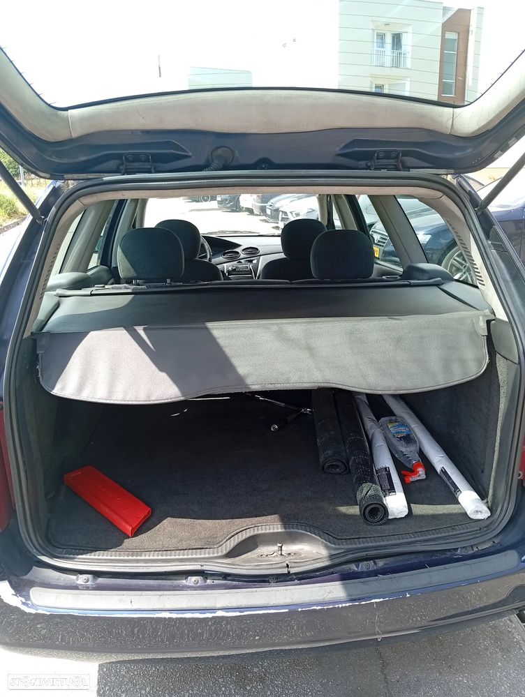 Ford Focus SW - 17