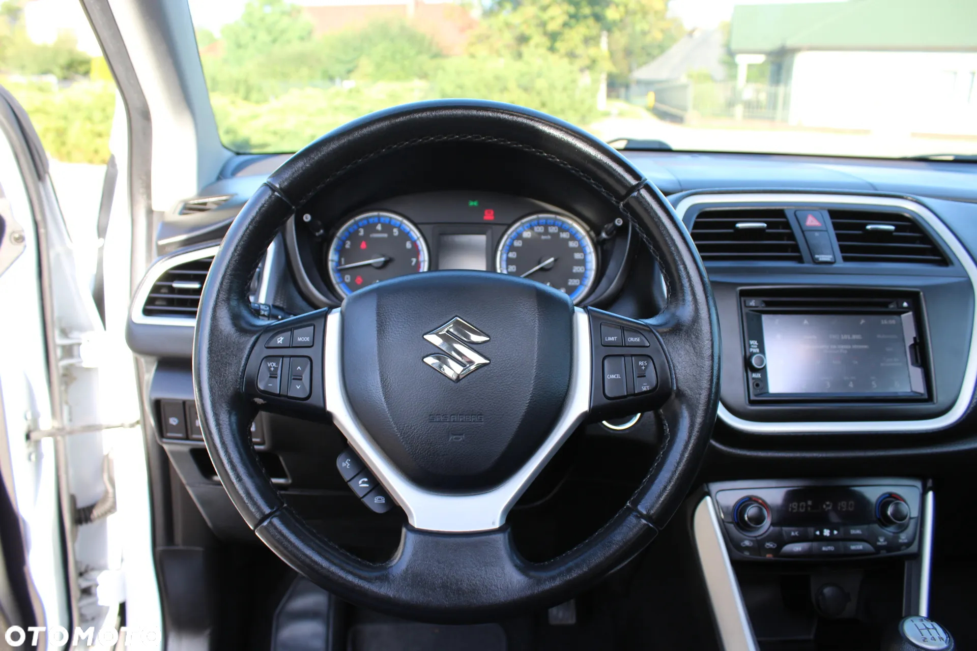 Suzuki SX4 S-Cross 1.6 Premium Plus 4WD - 26