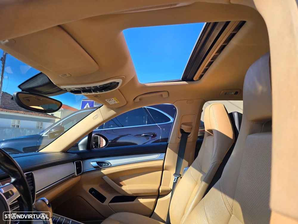 Porsche Panamera Standard - 11