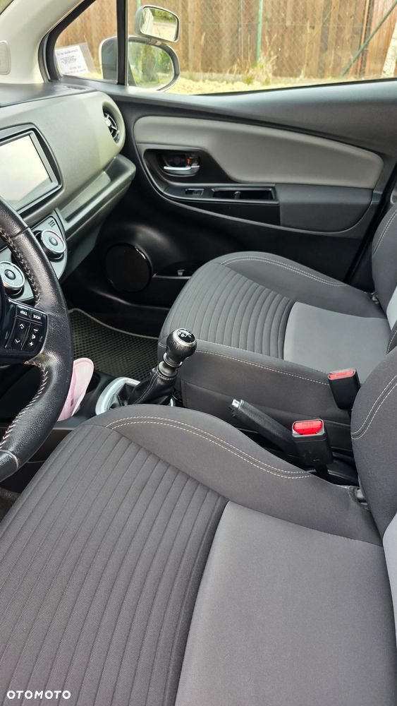 Toyota Yaris 1.5 Active - 4