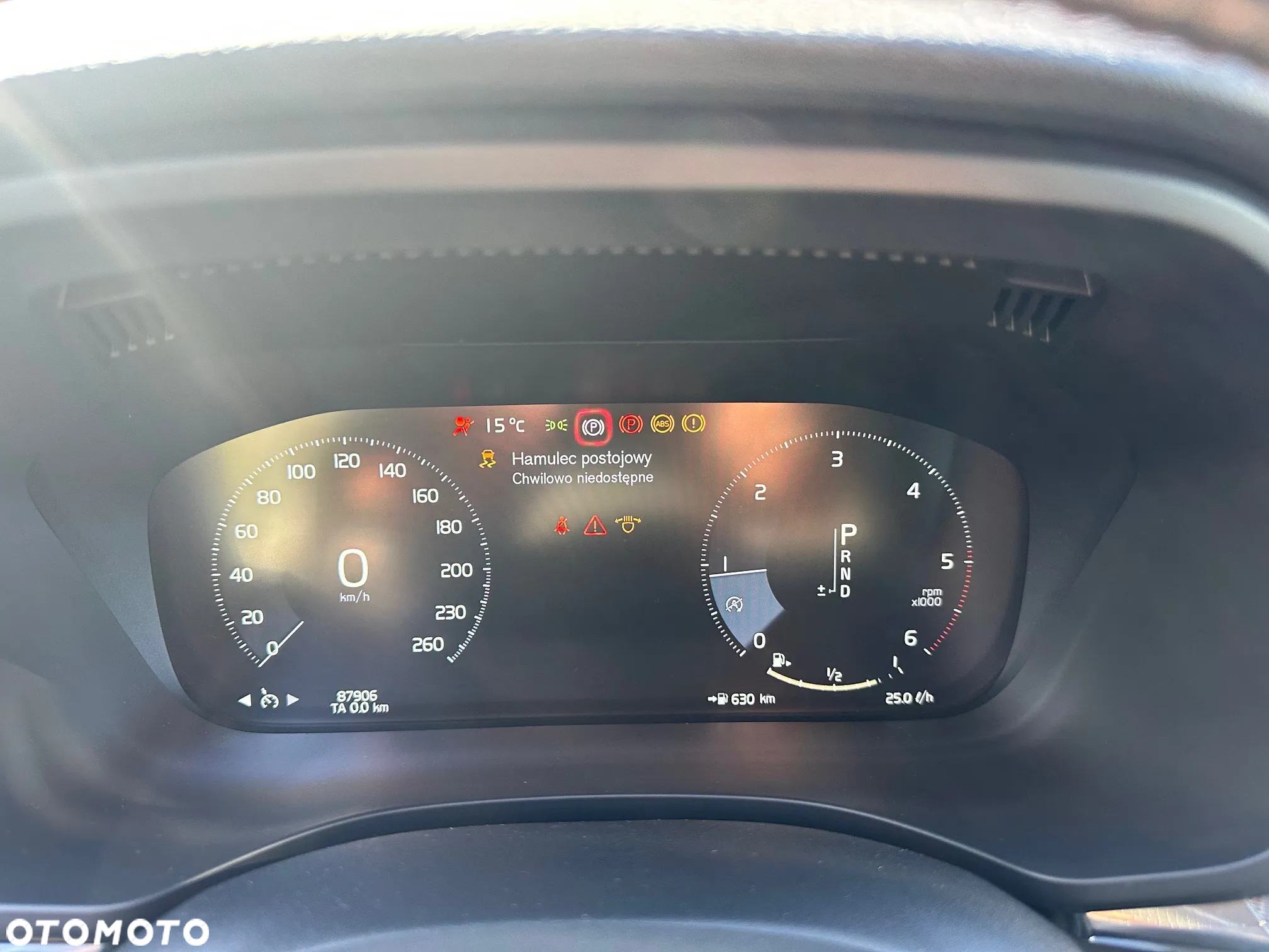 Volvo XC 60 D4 AWD R-Design - 18