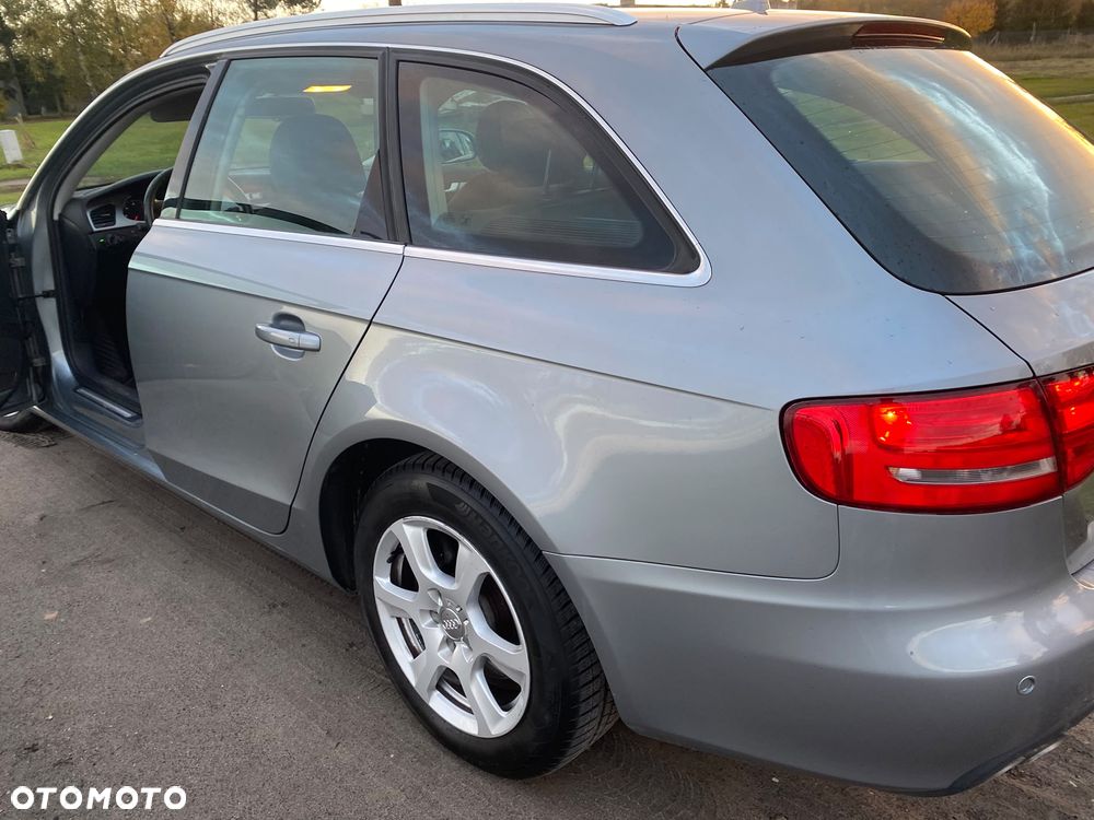 Audi A4 Avant - 14