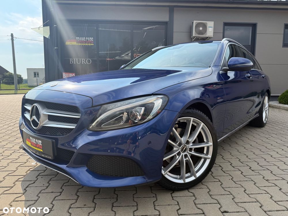 Mercedes-Benz Klasa C 180 (BlueEFFICIENCY) 7G-TRONIC Avantgarde - 4