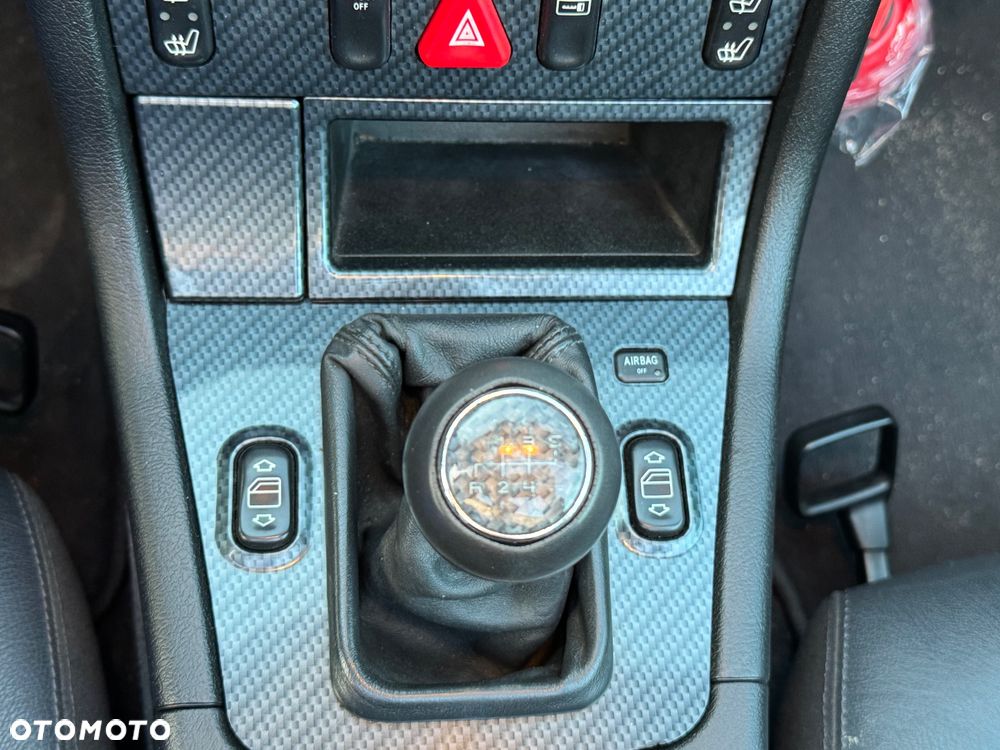 Mercedes-Benz SLK - 24