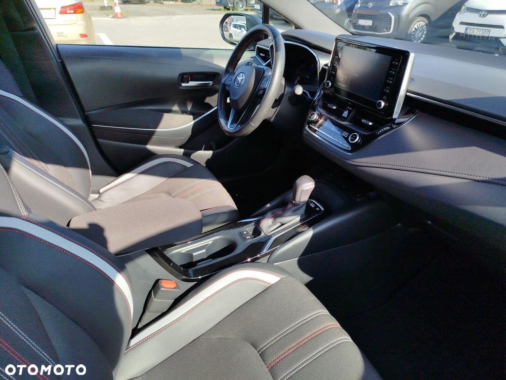 Toyota Corolla - 9