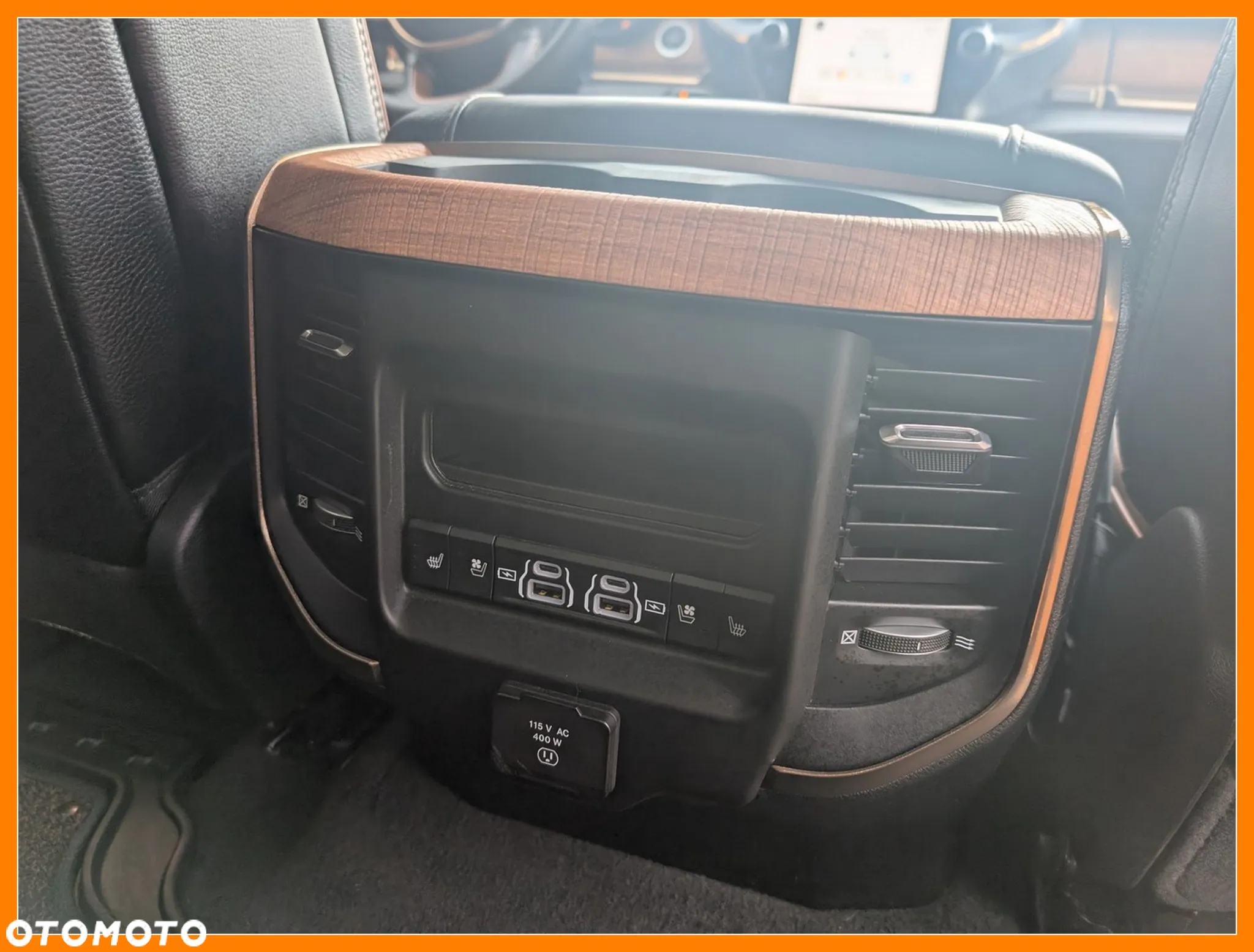 RAM 1500 Crew Cab Longhorn - 19