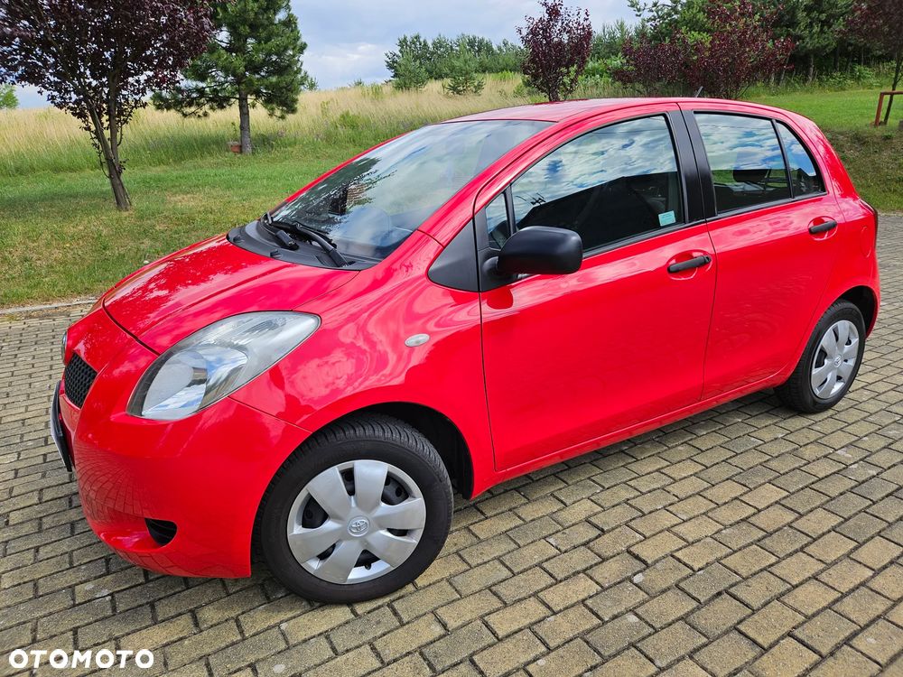 Toyota Yaris 1.0 Terra - 2
