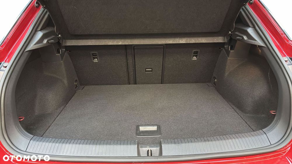 Volkswagen T-Roc 1.5 TSI R-Line DSG - 23