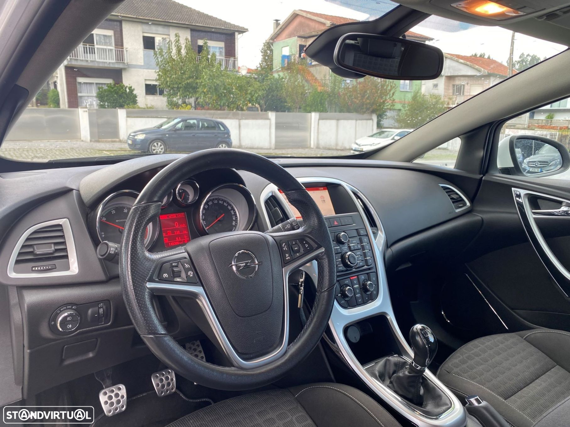 Opel Astra GTC 1.7 CDTi S/S 109g - 14