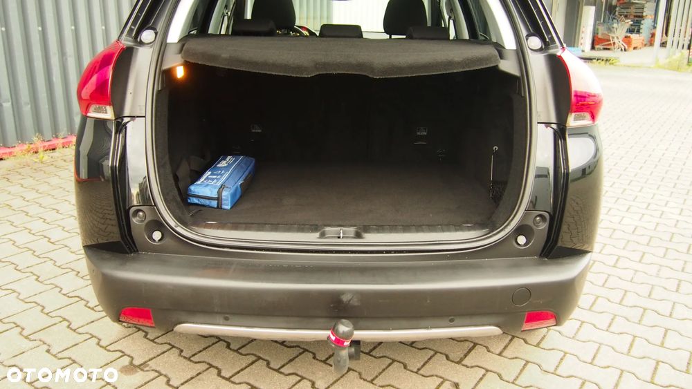 Peugeot 2008 1.2 Pure Tech Style S&S - 19