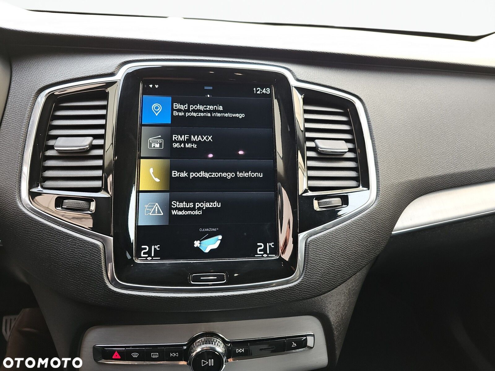 Volvo XC 90 - 21