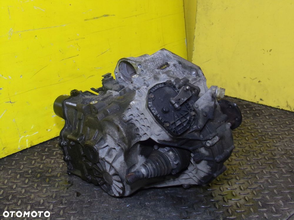 GOLF VII 1.4 TFSI 15r 122KM skrzynia biegow AUTOMAT QHV - 4