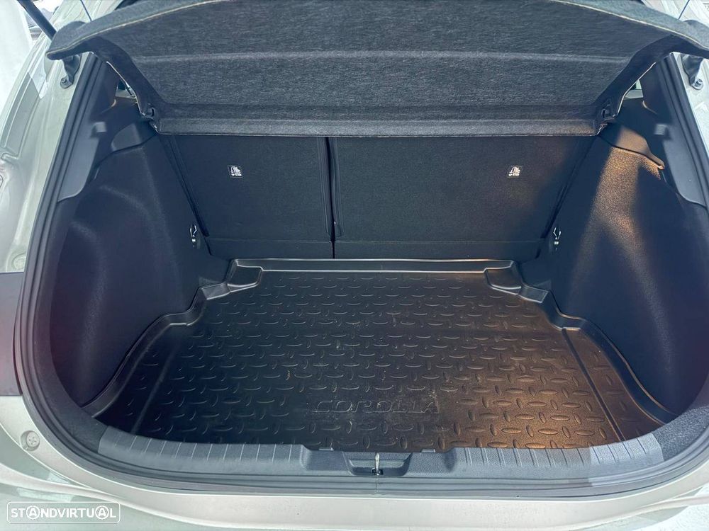 Toyota Corolla - 10