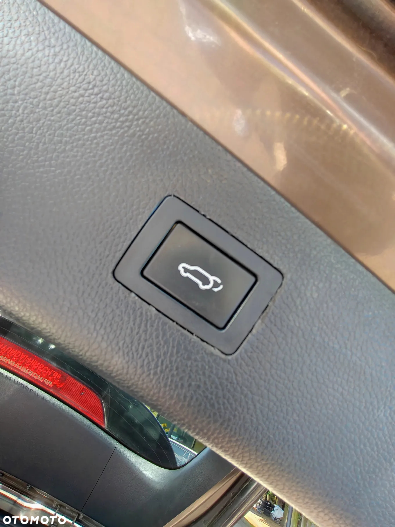 Hyundai i40 Kombi 1.7 CRDi DCT Premium - 24