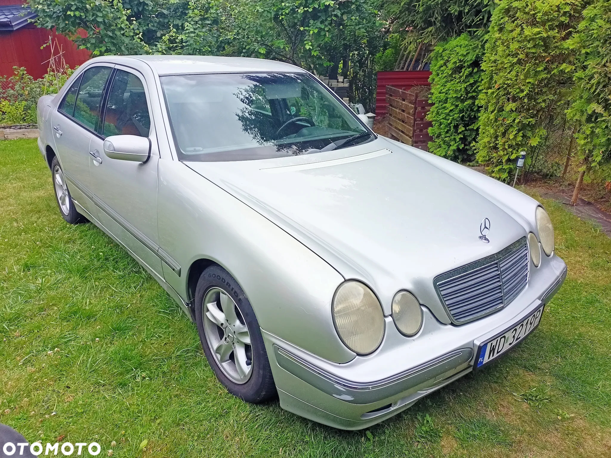 Mercedes-Benz Klasa E - 8