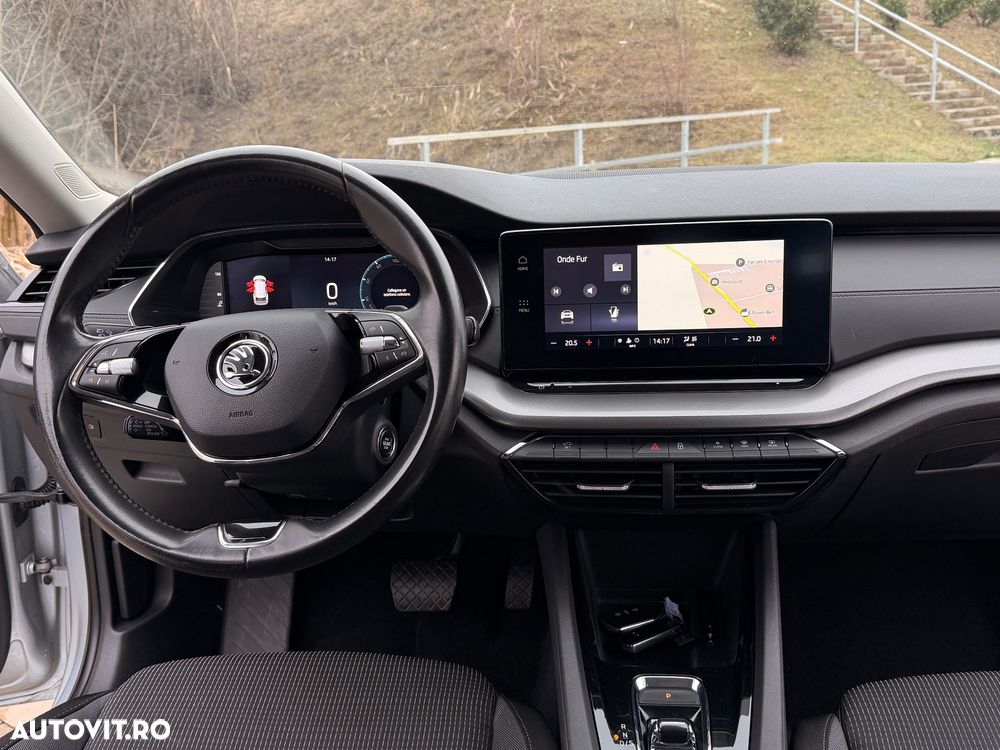 Skoda Octavia 2.0 TDI DSG Style - 12