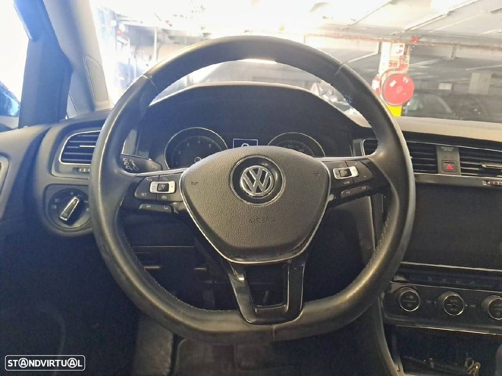 VW Golf 1.0 TSI Stream - 12