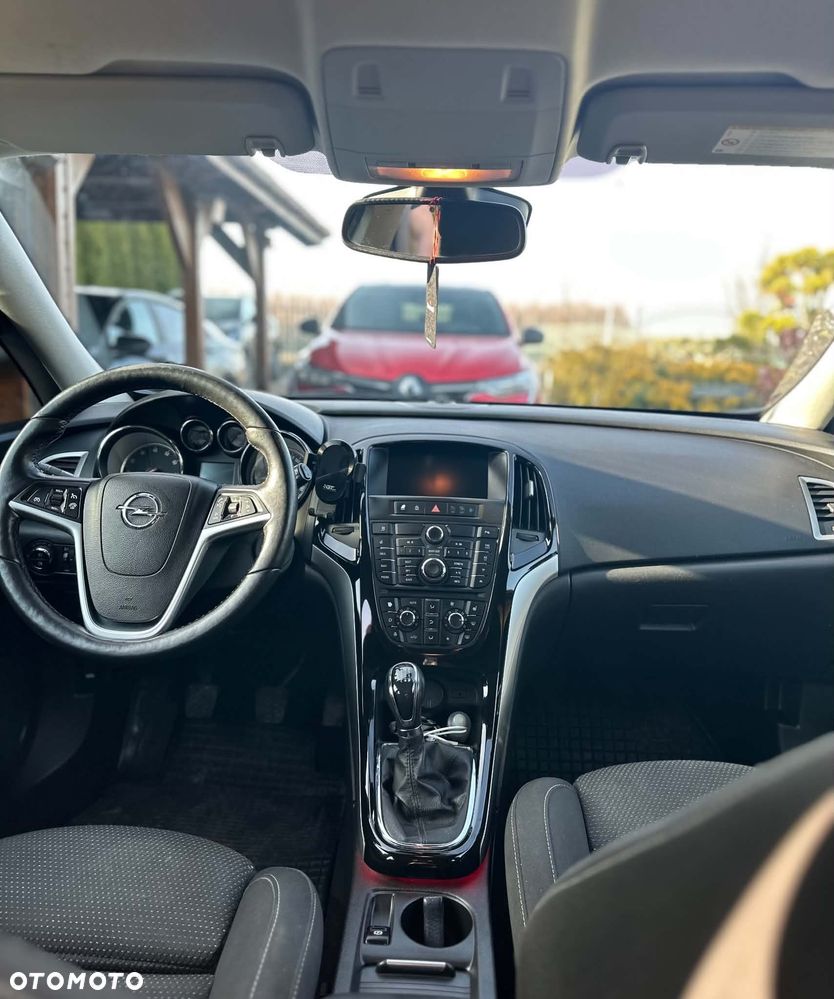Opel Astra 1.4 T Cosmo - 8