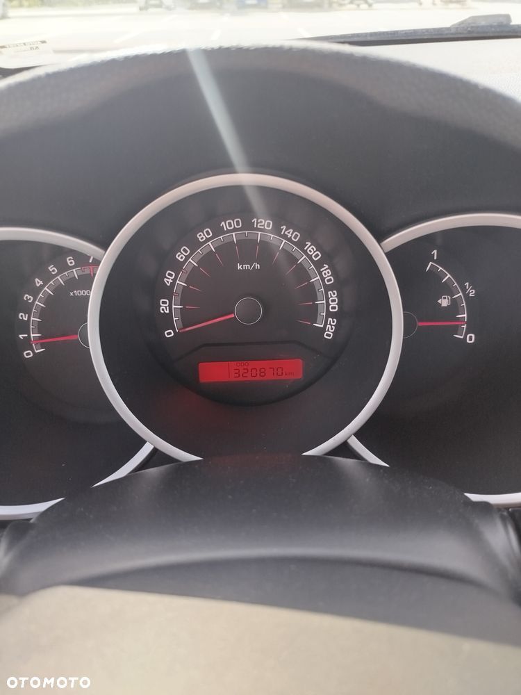Kia Venga 1.4 S - 14