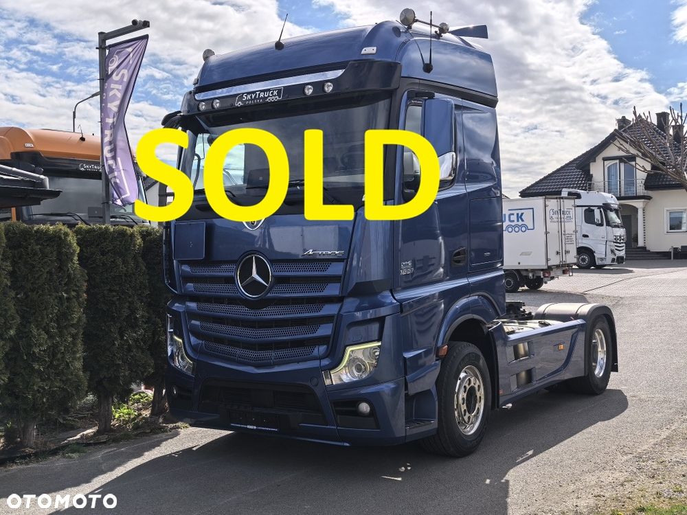 Mercedes-Benz Actros 1851 LS // BigSpace // Salonka // Metalik //