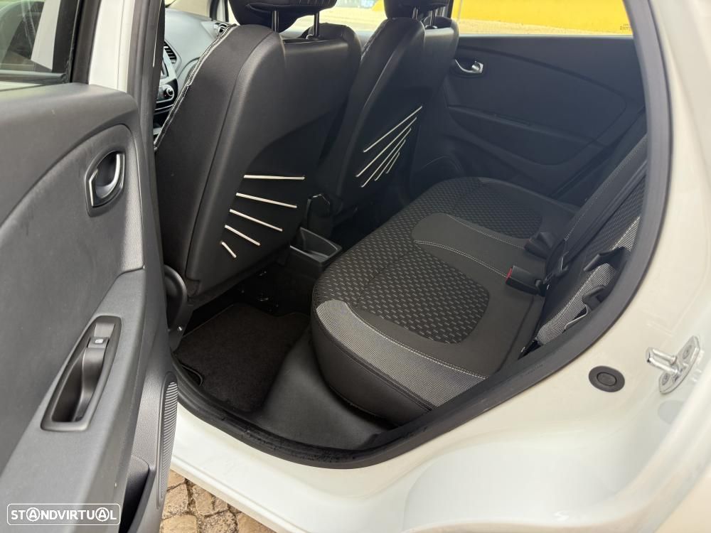 Renault Captur 0.9 TCE Exclusive - 20