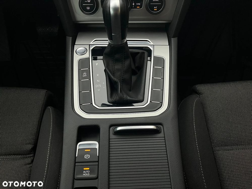 Volkswagen Passat 2.0 TDI BMT Comfortline DSG7 - 32