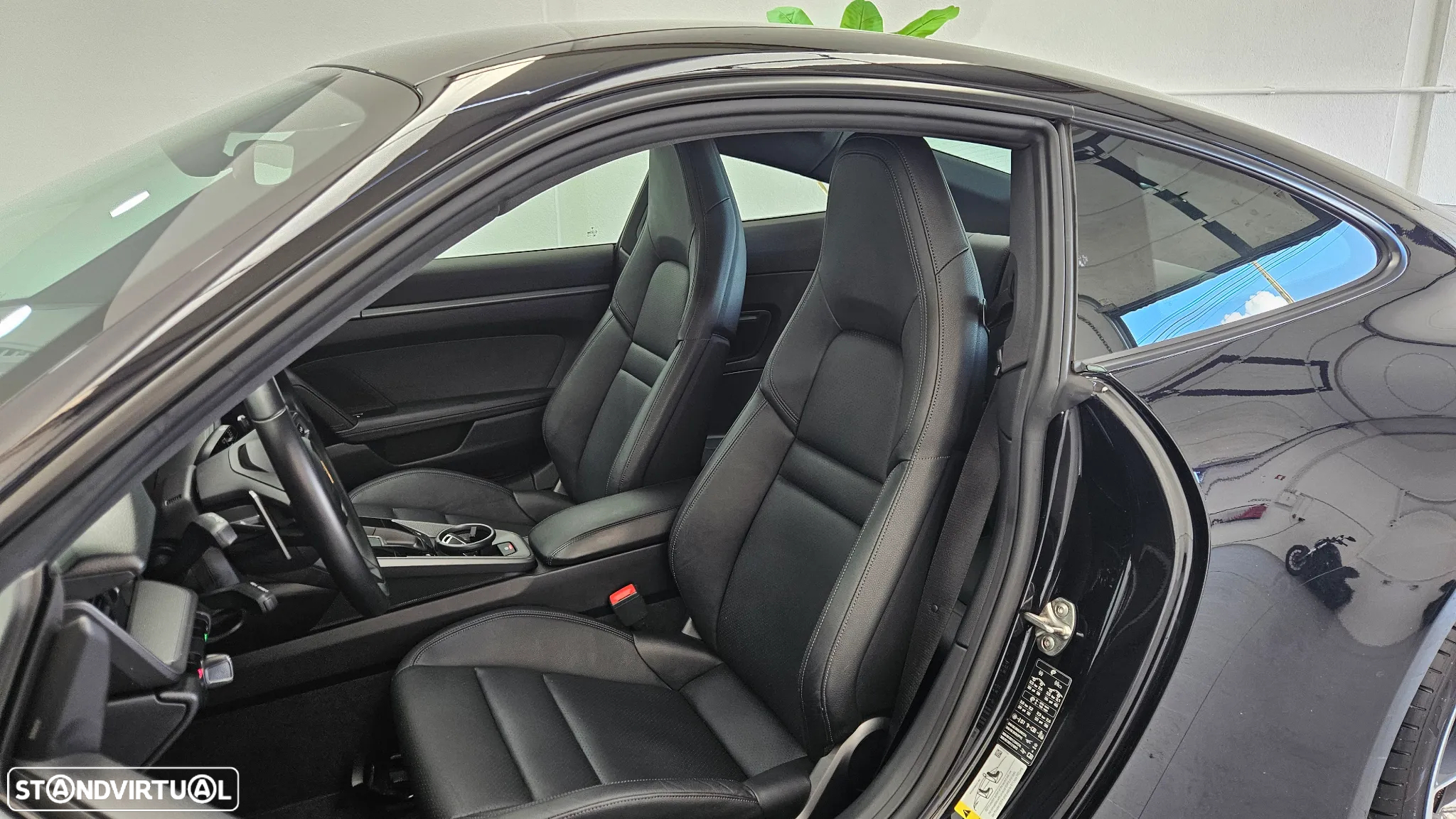 Porsche 911 (992) Carrera PDK - 20