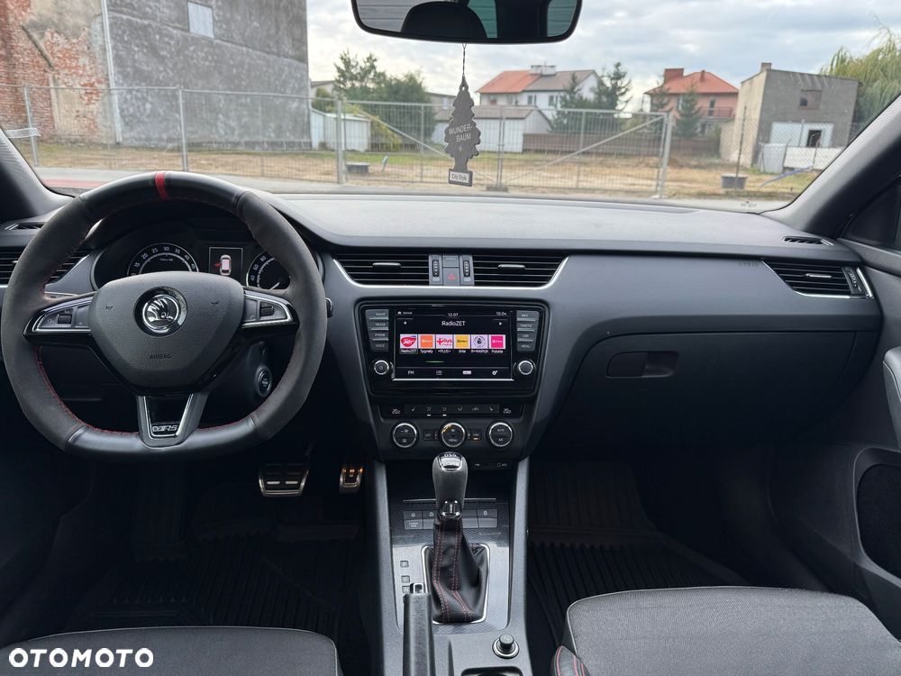 Skoda Octavia 2.0 TDI SCR RS DSG - 27