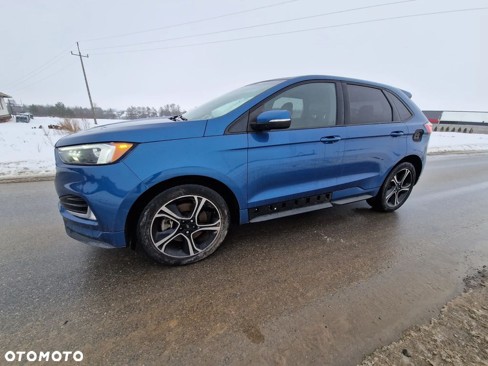 Ford Edge - 4