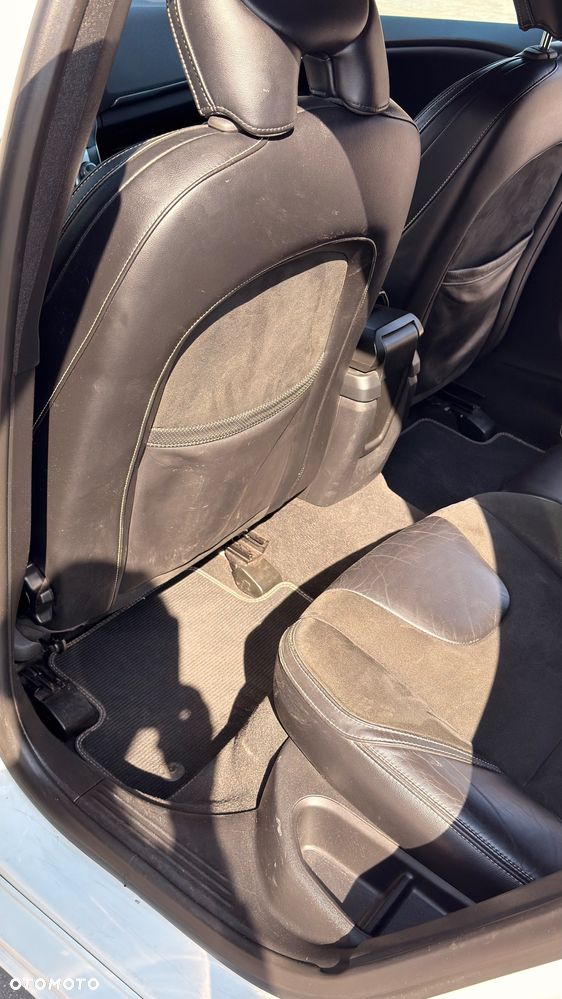 Volvo V40 D4 RDesign - 12