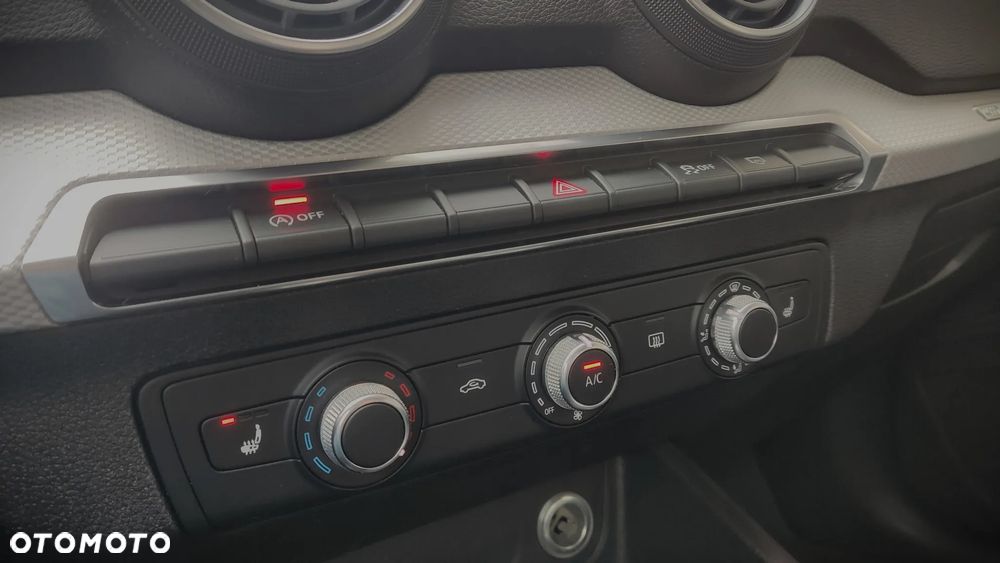 Audi Q2 35 TFSI S tronic - 12