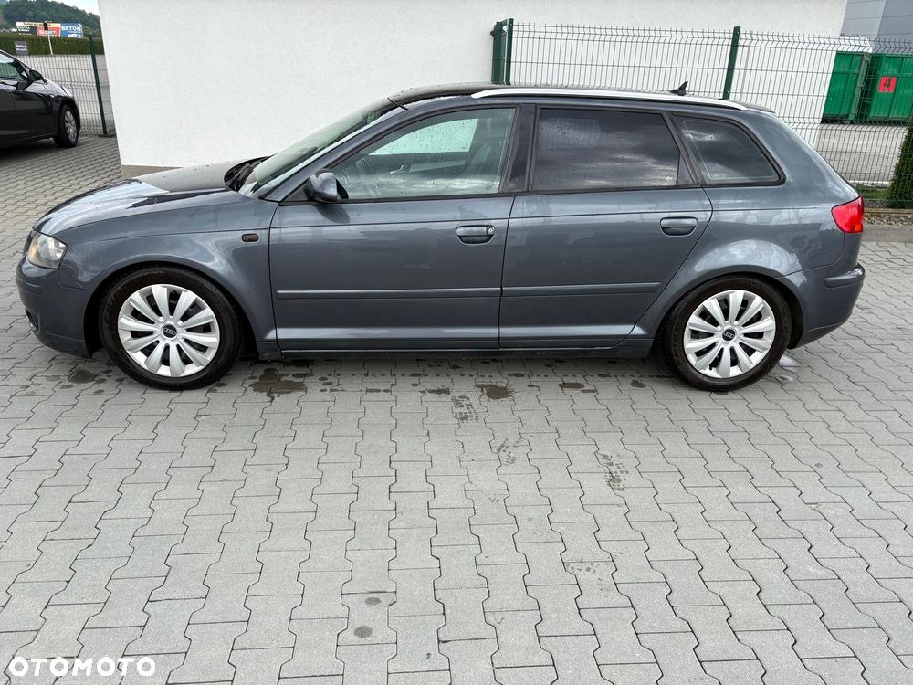 Audi A3 Sportback - 4