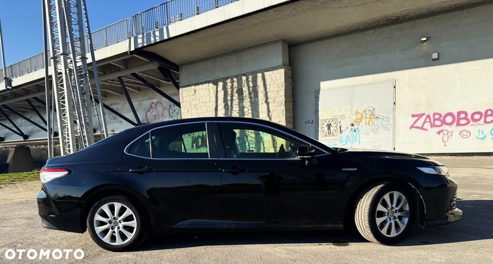 Toyota Camry 2.5 Hybrid Comfort CVT - 40