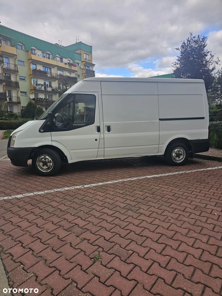 Ford Transit 2010 photo 5