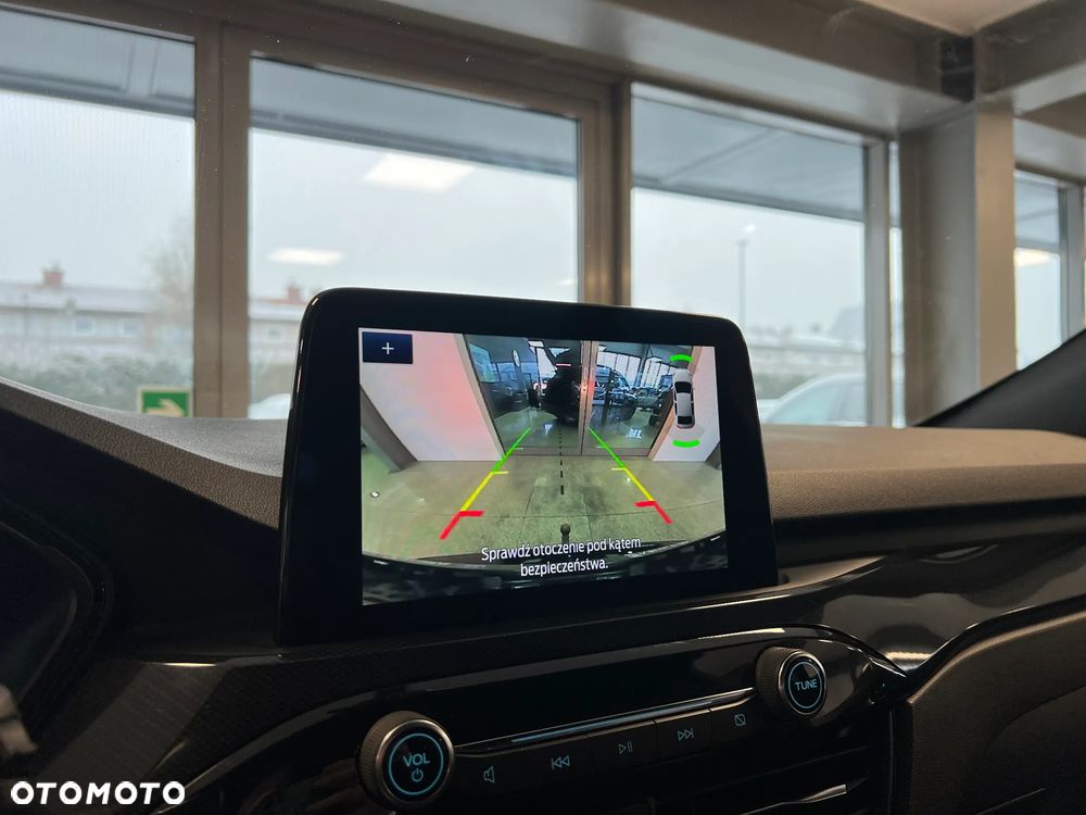 Ford Kuga 2.5P PHEV FWD ST-Line - 32
