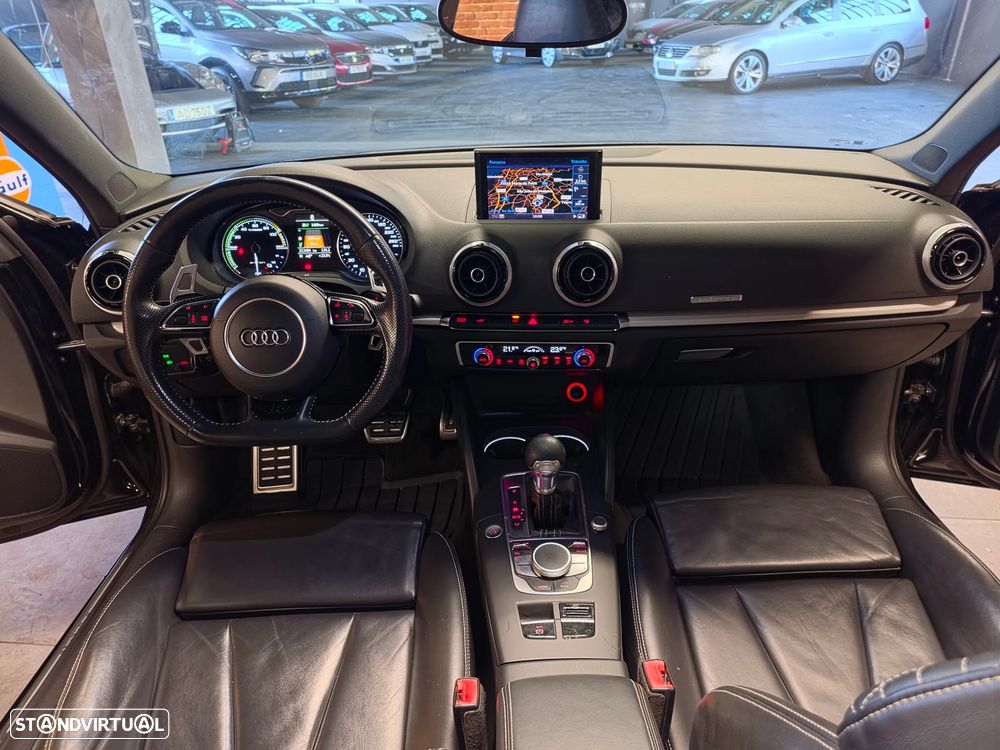 Audi A3 2015 photo 3