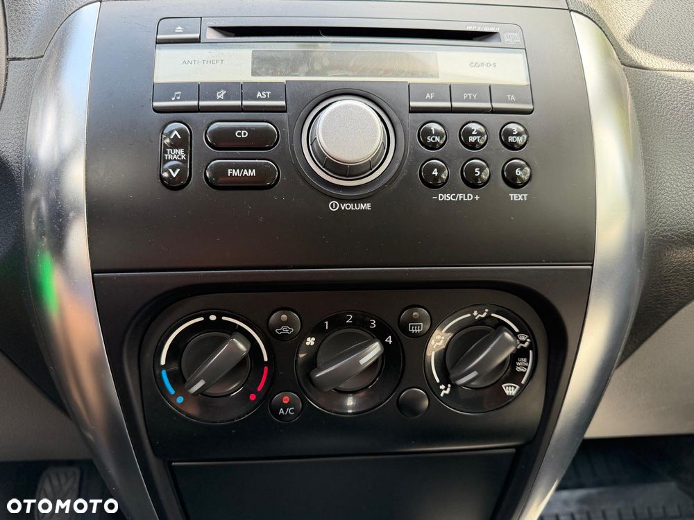Suzuki SX4 1.6 DDiS Comfort - 12