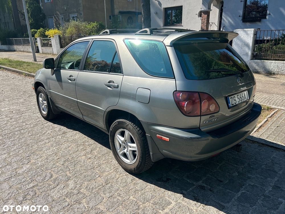 Lexus RX - 5