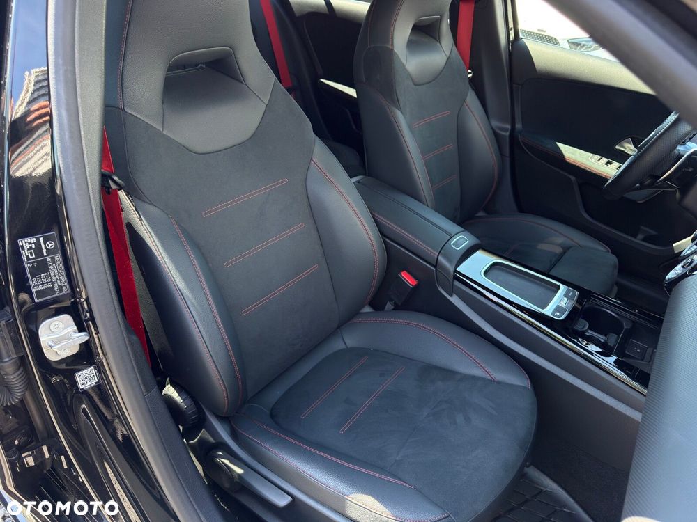 Mercedes-Benz Klasa A 35 AMG 4-Matic 8G-DCT - 26