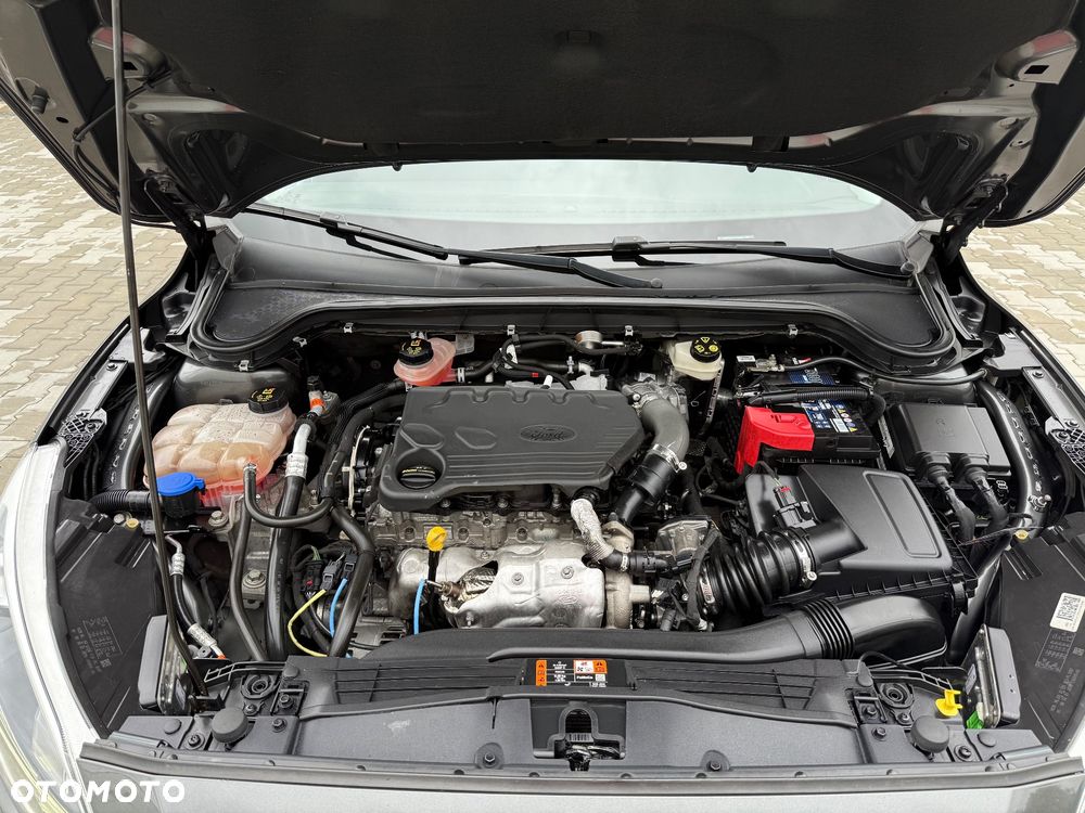 Ford Focus 1.5 EcoBlue Start-Stopp-System TITANIUM X - 32