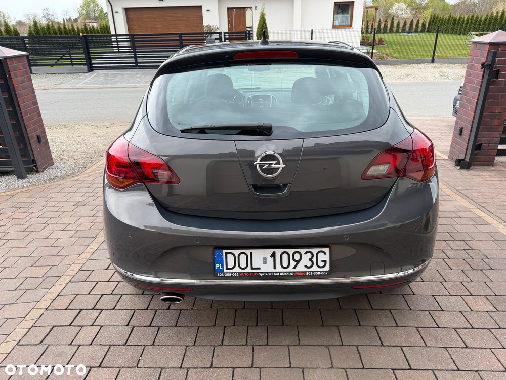 Opel Astra 1.4 Turbo Exklusiv - 13
