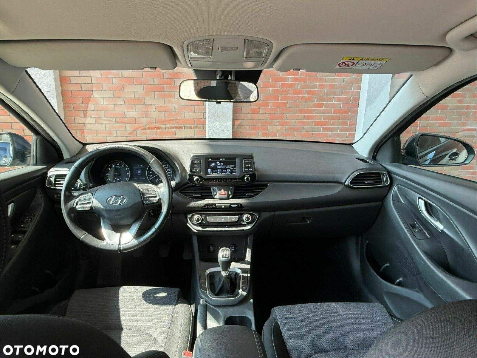 Hyundai i30 1.4 Classic + - 12