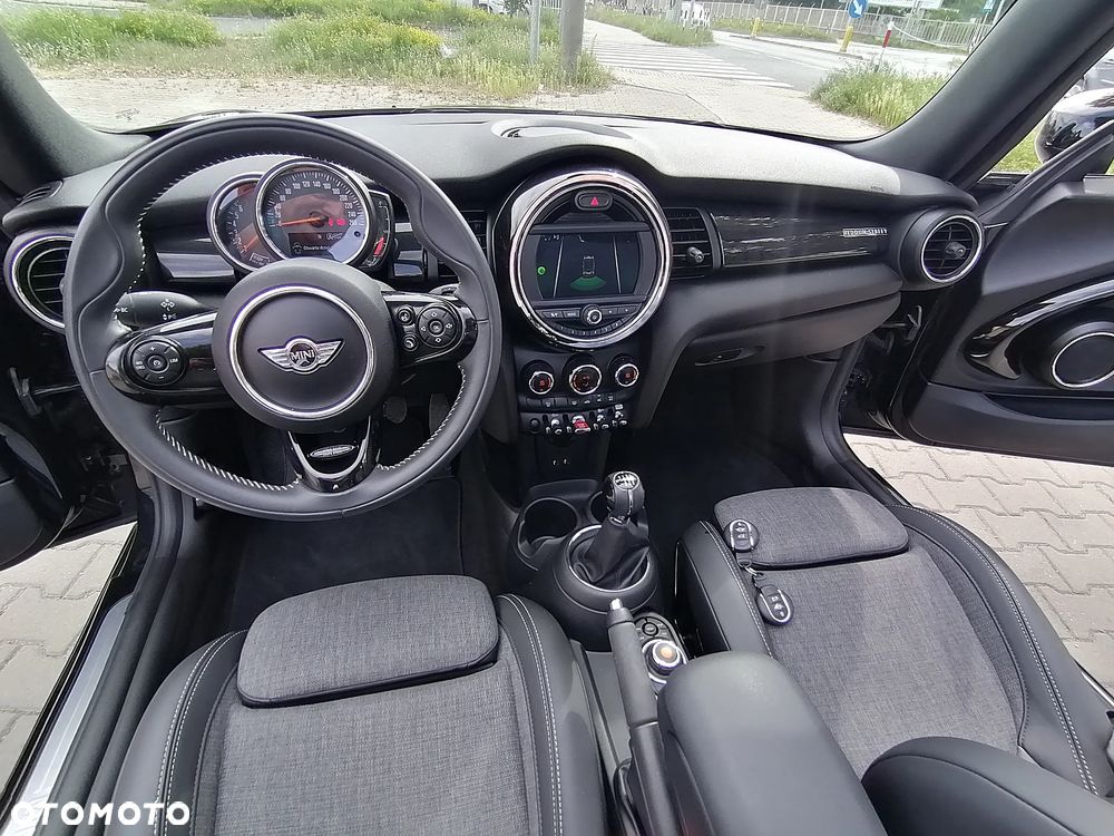 MINI Cooper Cabrio - 25