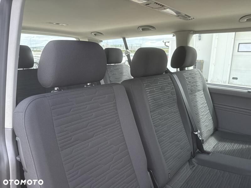 Volkswagen Caravelle 2.0 TDI L2 Comfortline DSG - 21
